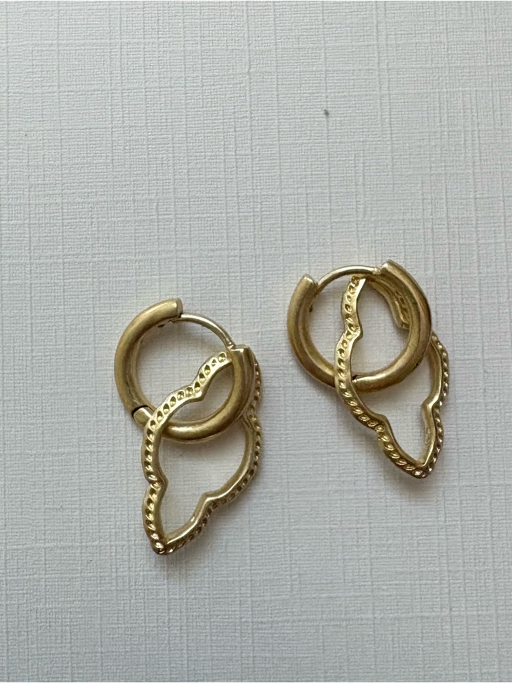 Kendra Scott Huggie Earrings